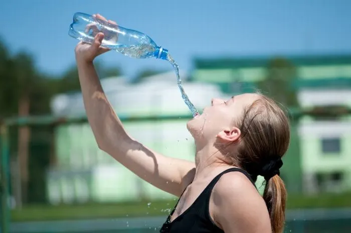 People Are Laughing At These Ridiculous Stock Images That Show Women Completely Unable To Drink Water