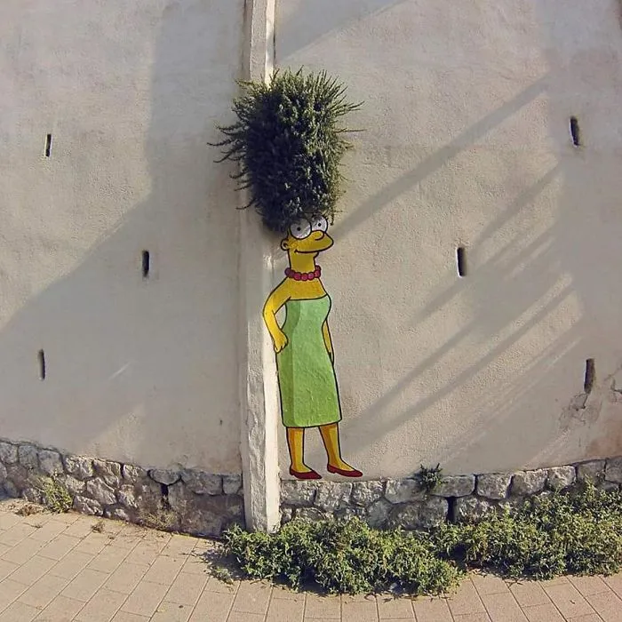 34 Illustrations Of Pop Culture Characters By EFIX Blend Into Walls And Sidewalks