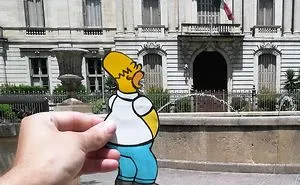34 Illustrations Of Pop Culture Characters By EFIX Blend Into Walls And Sidewalks