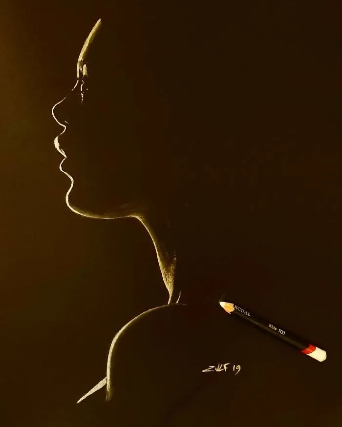 Artist Draws Beautiful Portraits Of Women And They Look Like They're Cast In Light (19 Pics)