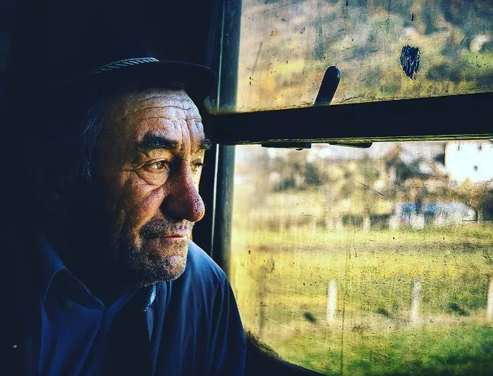I Photographed Transylvanian Elders Who Preserve Centuries-Old Traditions And Habits (26 Pics)