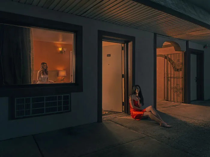 Photographer Captures Eerie Portraits That Look Like Horror Movie Posters (81 Pics)