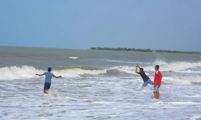 Let's Go Fishing, La Punta De Los Remedios