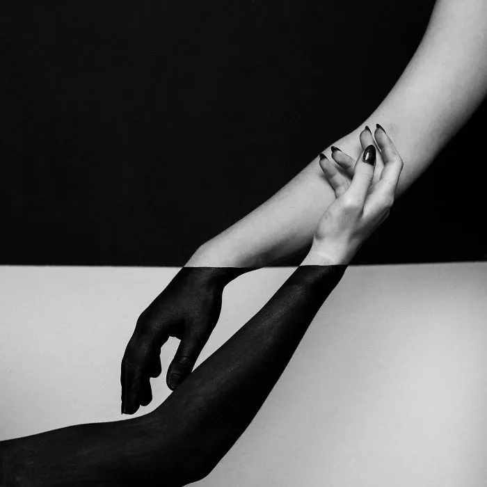 I Create An Abstract Illusion Using Only Black And White Bodypainting