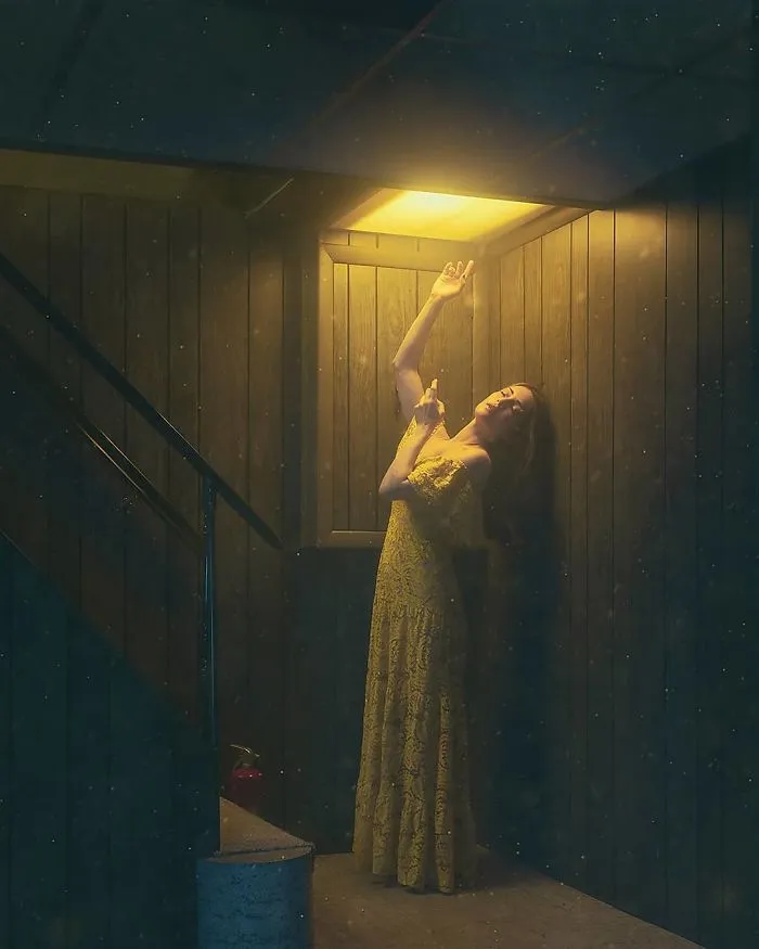 Photographer Captures Eerie Portraits That Look Like Horror Movie Posters (81 Pics)