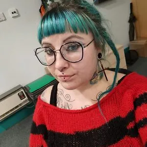 Kat B