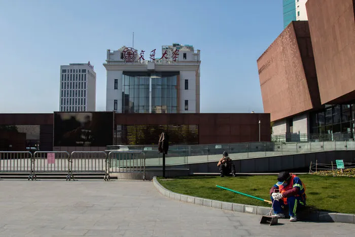 Photographer Captures Shanghai During Coronavirus Outbreak, And The City Of 24M People Looks Haunting (32 Pics)