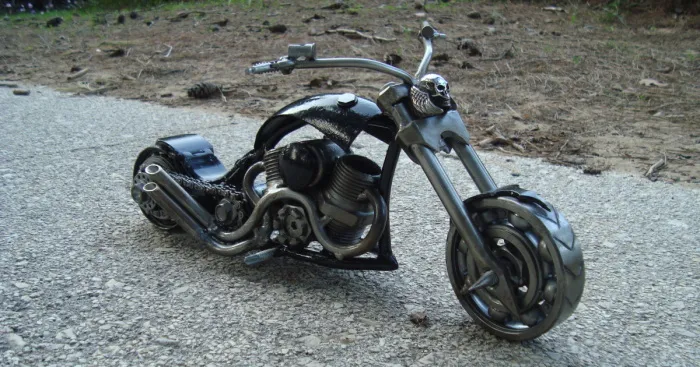 I Create Metal Sculptures From Things You Throw In The Garbage (10 Pics)