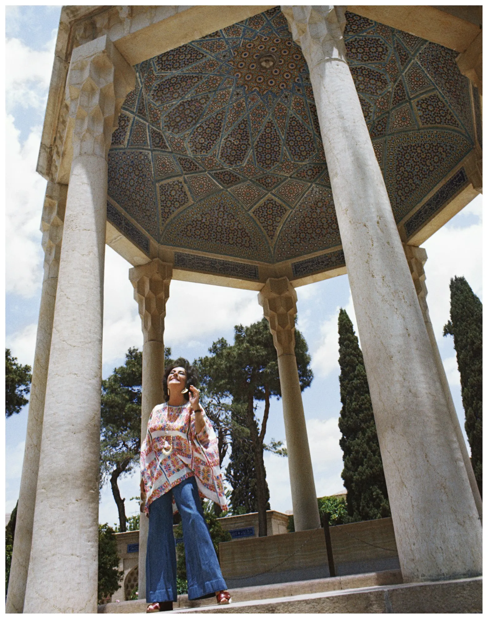 Travelling To Iran Like Elizabeth Taylor
