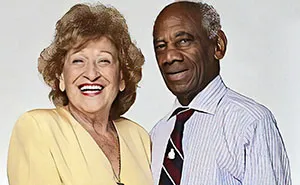 Esta mujer fue abandonada por su familia cuando decidió casarse con un hombre negro hace 70 años, y aún siguen juntos hoy en día