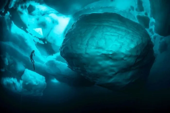 11 Stunning Photos Of What’s Hiding Under The Tip Of The Iceberg By Tobias Friedrich