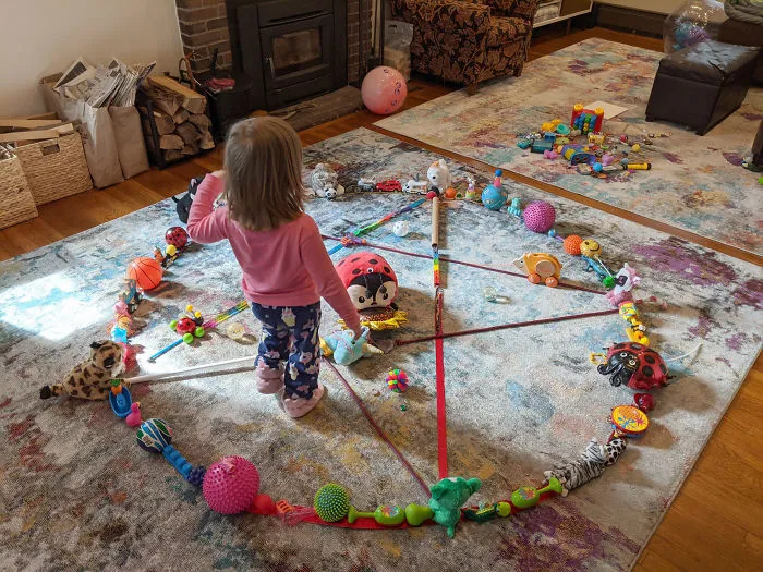 Día 10 de cuarentena, creo que mi hija planea algo