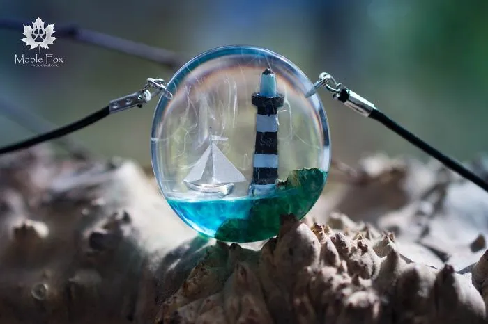 Russian Couple Places Tiny Fantasy-Inspired Worlds Into Their Jewelry And Decor Pieces (69 Pics)