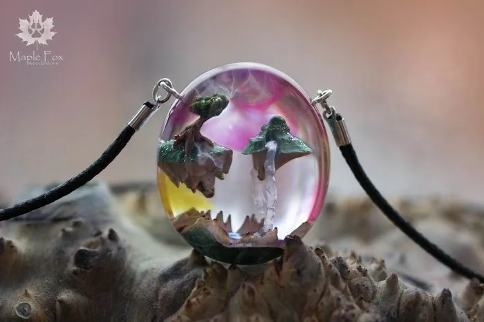 Russian Couple Places Tiny Fantasy-Inspired Worlds Into Their Jewelry And Decor Pieces (69 Pics)