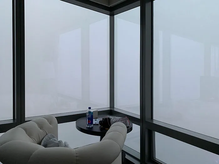 Habitación de hotel en el piso 65 con vistas a Times Square