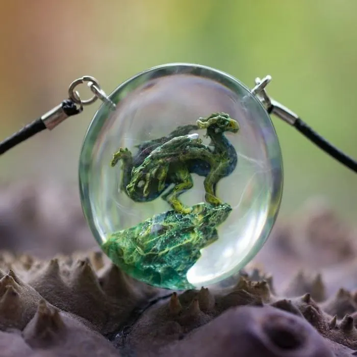 Russian Couple Places Tiny Fantasy-Inspired Worlds Into Their Jewelry And Decor Pieces (69 Pics)