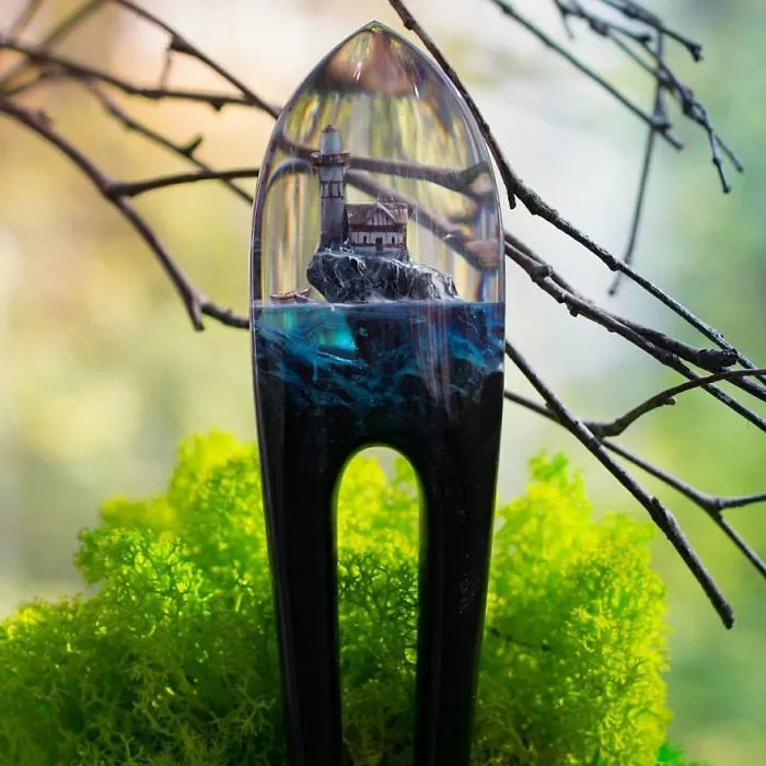 Russian Couple Places Tiny Fantasy-Inspired Worlds Into Their Jewelry And Decor Pieces (69 Pics)