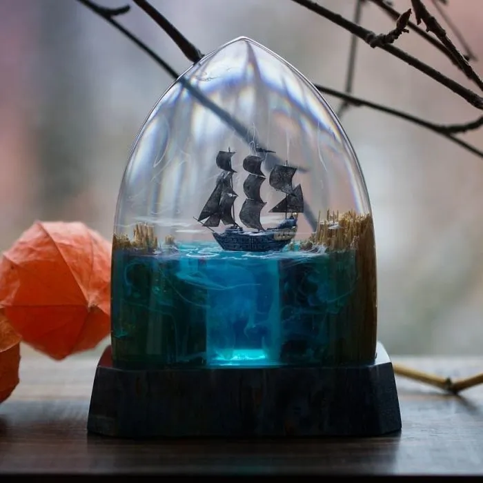 Russian Couple Places Tiny Fantasy-Inspired Worlds Into Their Jewelry And Decor Pieces (69 Pics)