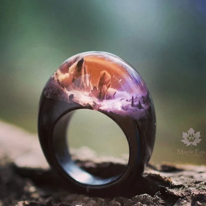 Russian Couple Places Tiny Fantasy-Inspired Worlds Into Their Jewelry And Decor Pieces (69 Pics)