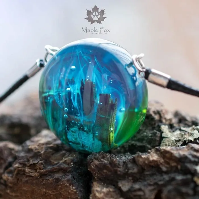 Russian Couple Places Tiny Fantasy-Inspired Worlds Into Their Jewelry And Decor Pieces (69 Pics)