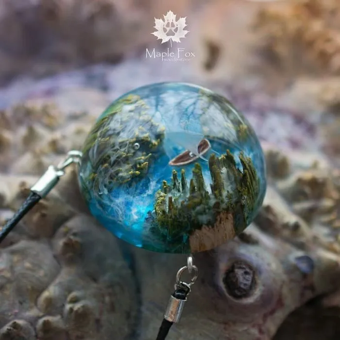 Russian Couple Places Tiny Fantasy-Inspired Worlds Into Their Jewelry And Decor Pieces (69 Pics)