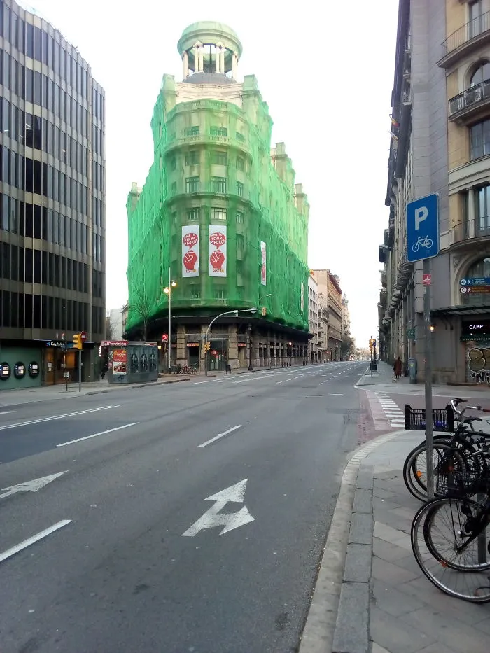 I Photographed The Lockdown Of Downtown Barcelona