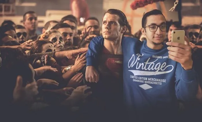 Guy Decided To Photoshop Himself Into Celebrity Photos And Here Is The Result (27 Pics)