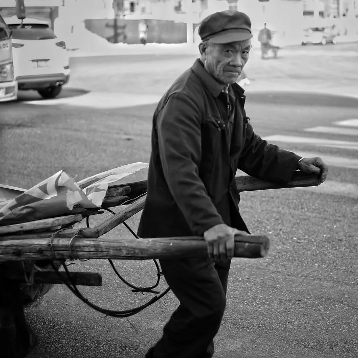 I Took 12 Pics Of Regular Chinese People To Stop Prejudice And Show That They're Like All Of Us