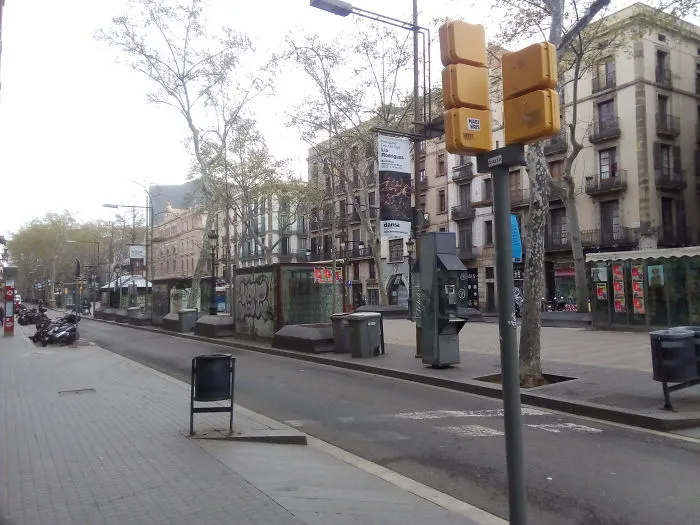 I Photographed The Lockdown Of Downtown Barcelona