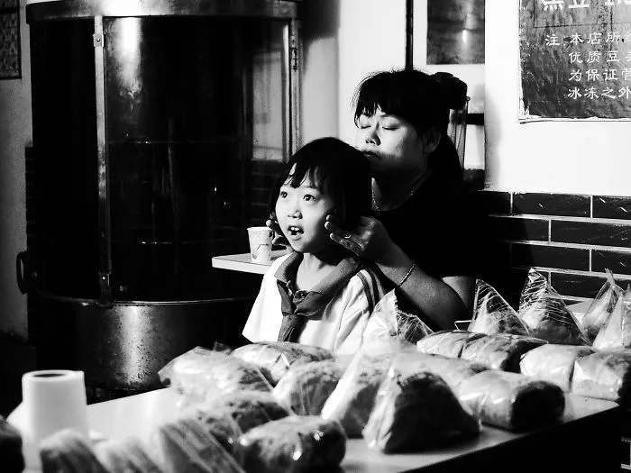 I Took 12 Pics Of Regular Chinese People To Stop Prejudice And Show That They're Like All Of Us