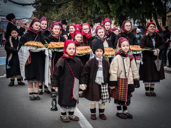 I Traveled To Romania In Winter To Capture The Beautiful Nature And Old Traditions (26 Pics)