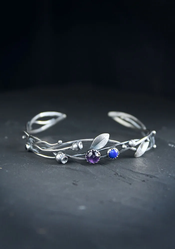 I Make Realistic Plant Jewelry For Nature Lovers