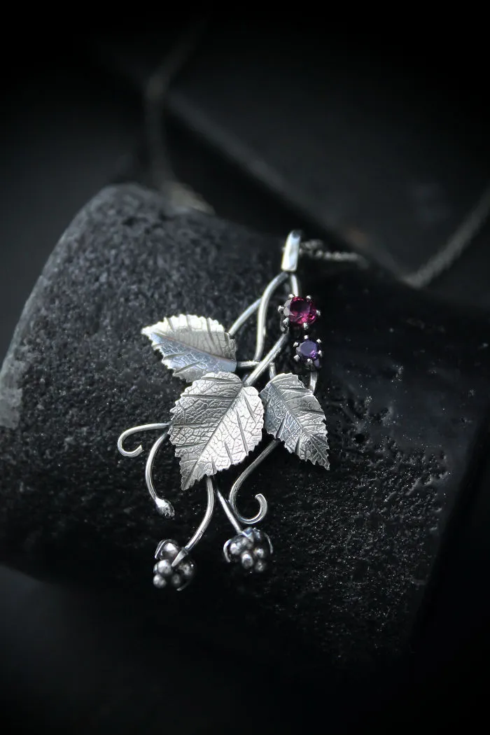 I Make Realistic Plant Jewelry For Nature Lovers