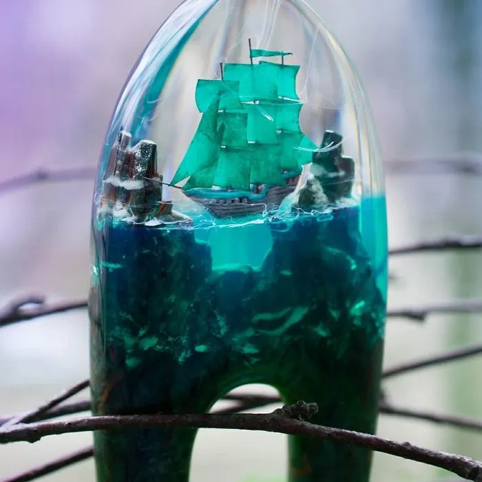 Russian Couple Places Tiny Fantasy-Inspired Worlds Into Their Jewelry And Decor Pieces (69 Pics)