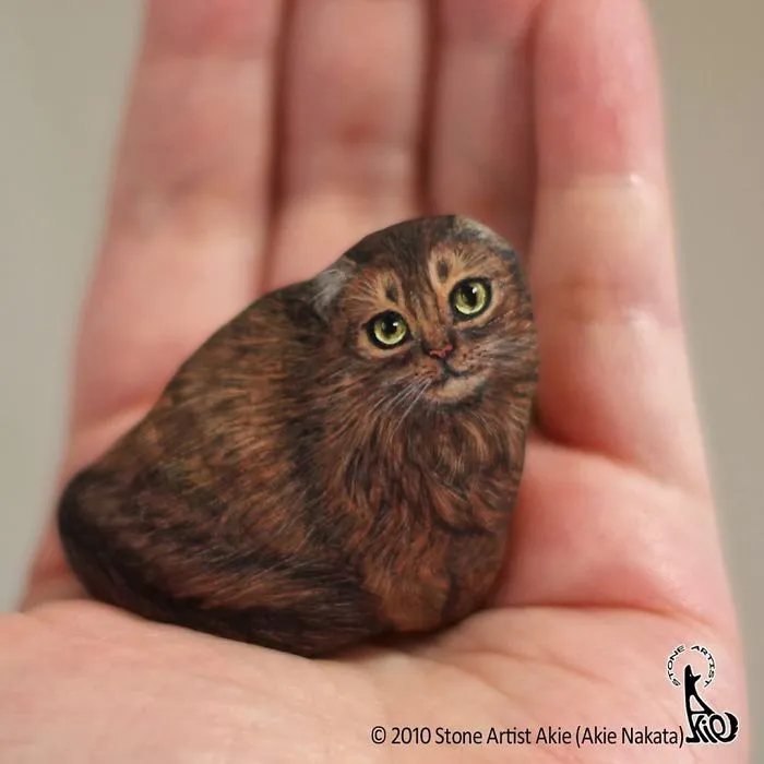 Japanese Artist Brings Stones To Life By Turning Them Into Animals That Fit In The Palm Of Your Hand (30 New Pics)