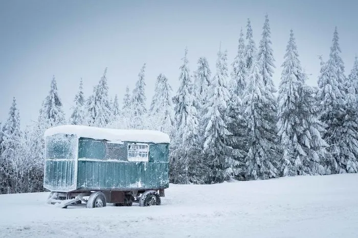 I Traveled To Romania In Winter To Capture The Beautiful Nature And Old Traditions (26 Pics)