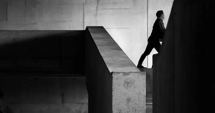 With My Black And White Photography I Try To Illustrate How Isolated We, As A Society, Have Become (20 Pics)