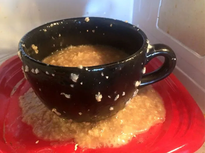 Soy un hombre soltero que lleva comiendo fuera desde los 19 años y ahora no sé ni prepararme el desayuno en esta cuarentena