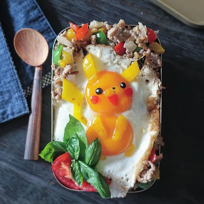 This Mom Of Three From Japan Has Eggstraordinary Skills To Make Cute Fried Egg Meals