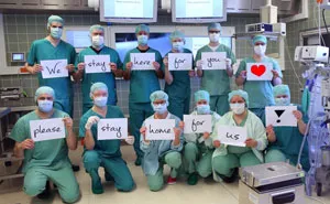 Doctors Are Uniting In Begging People To Stay At Home (15 Pics)