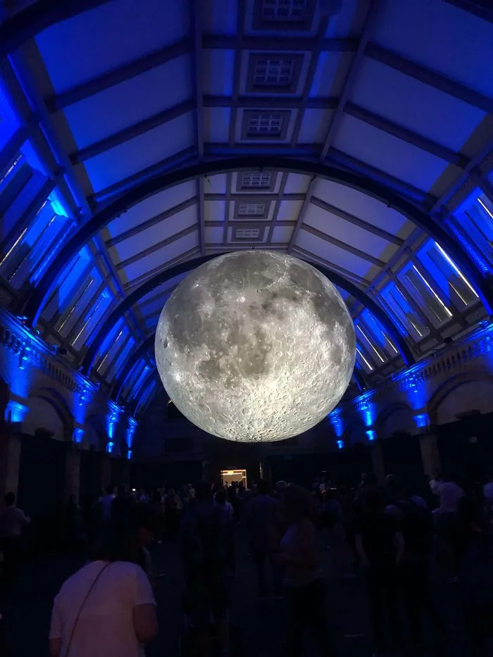 Hay una réplica de la Luna en el Museo de Historia Natural