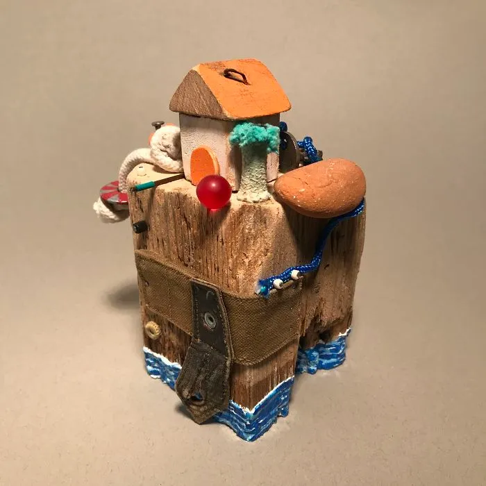 I Recycled 50 Kilograms Of Beach Trash And Made These Miniatures (39 Pics)