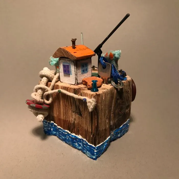 I Recycled 50 Kilograms Of Beach Trash And Made These Miniatures (39 Pics)