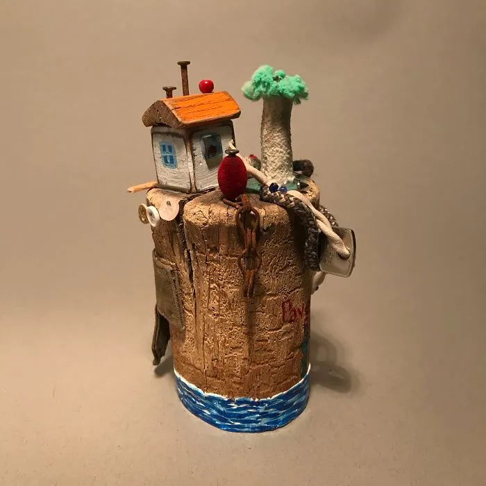 I Recycled 50 Kilograms Of Beach Trash And Made These Miniatures (39 Pics)
