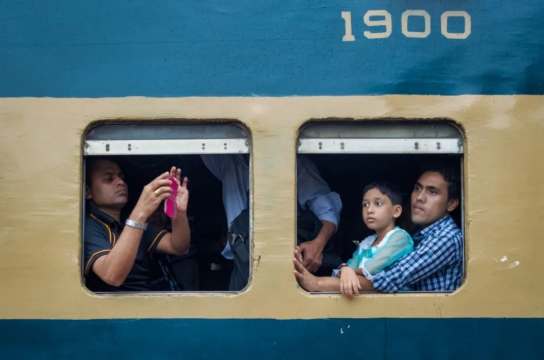 "Window Stories" A Photo Series Captured From A Railway Station In Bangladesh.