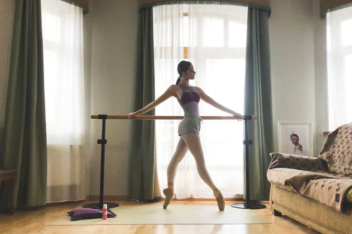 13 Secret Photos From Russian And American Ballerinas While They Stay At Home During Quarantine