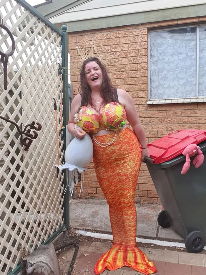 30 Australians Realize They Can Only Go Out To Take The Bins Out, Turn It Into A Special Occasion By Dressing Up In Their Best Clothes