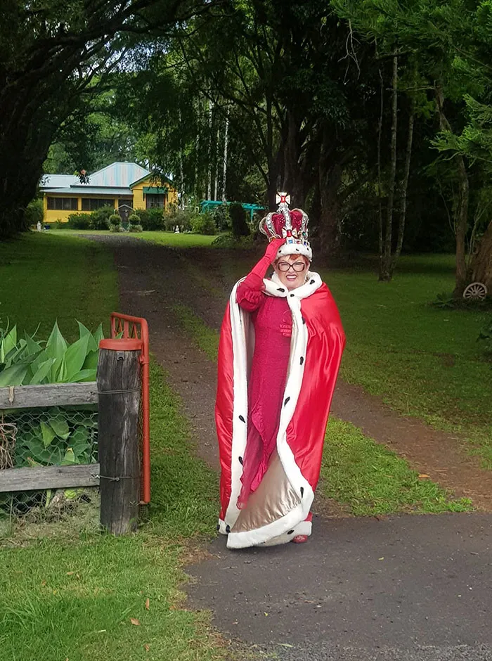 30 Australians Realize They Can Only Go Out To Take The Bins Out, Turn It Into A Special Occasion By Dressing Up In Their Best Clothes