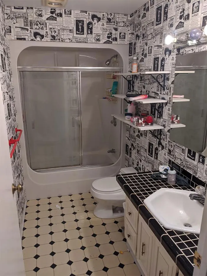 Here Are The Untouched Seventies Bathrooms In My New House
