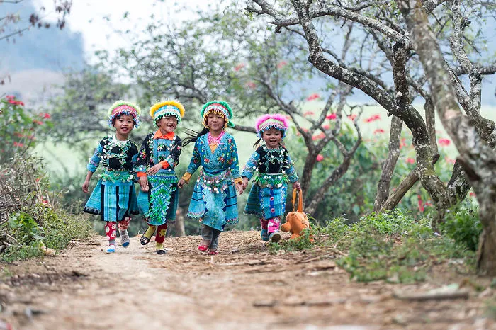 Children Moc Chau Vietnam